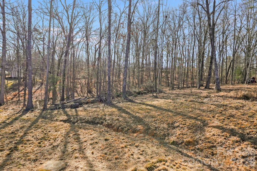 Natural landscape and outdoor views near  in Lancaster (Image 21).