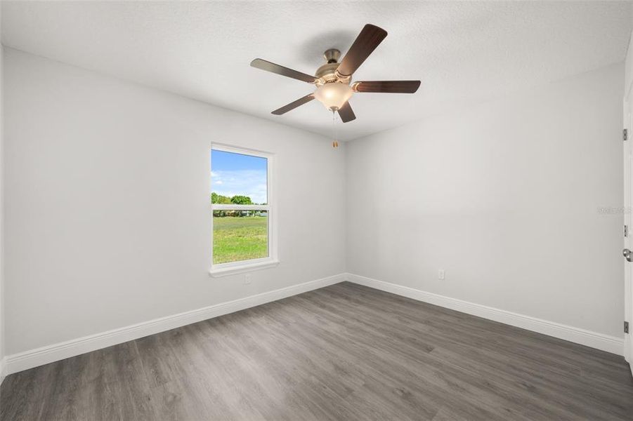 Spacious, unfurnished interior of a new home in , Sebring (Image 39).