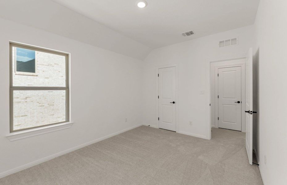 Spacious, unfurnished interior of a new home in Crescent Bluff, Georgetown (Image 21). Spacious, unfurnished interior of a new home in Crescent Bluff, Georgetown (Image 21).