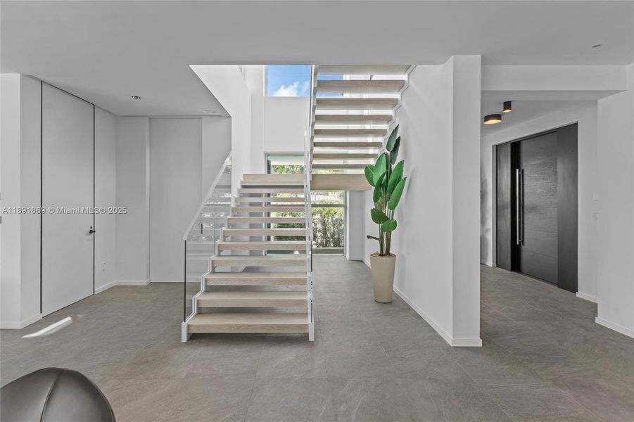 Image 49 of a home in .