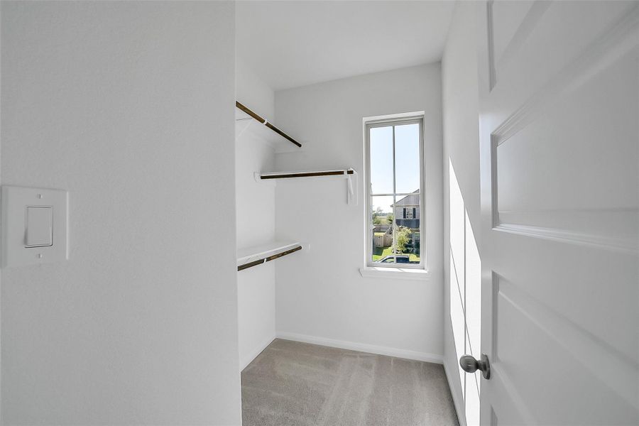 Spacious, unfurnished interior of a new home in Stone Creek Ranch, Hockley (Image 35).