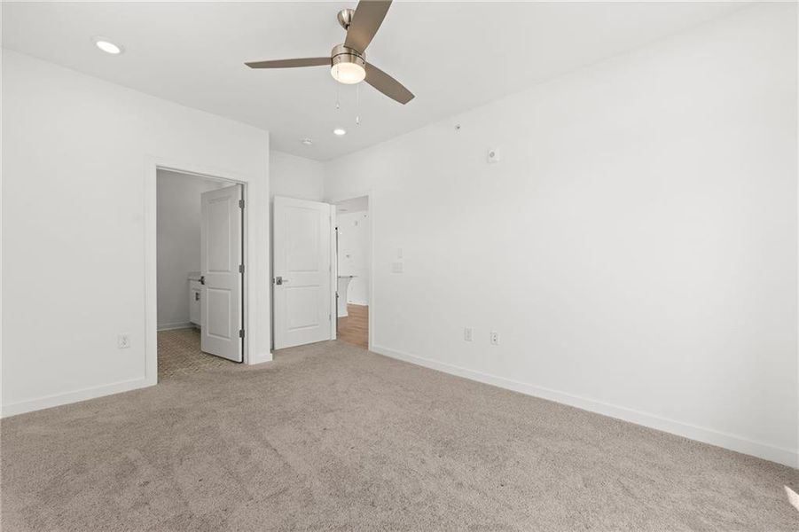Spacious, unfurnished interior of a new home in , Atlanta (Image 43). Spacious, unfurnished interior of a new home in , Atlanta (Image 43).
