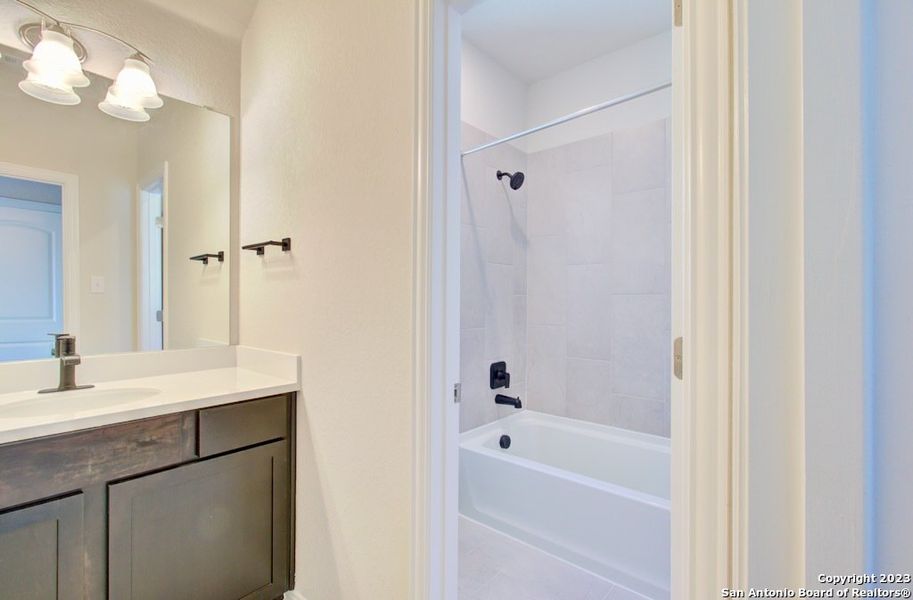 Image 22 of a home in Meyer Ranch - Enclave.