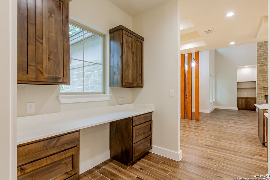 Furnished interior view inside a new home in , La Vernia (Image 8).