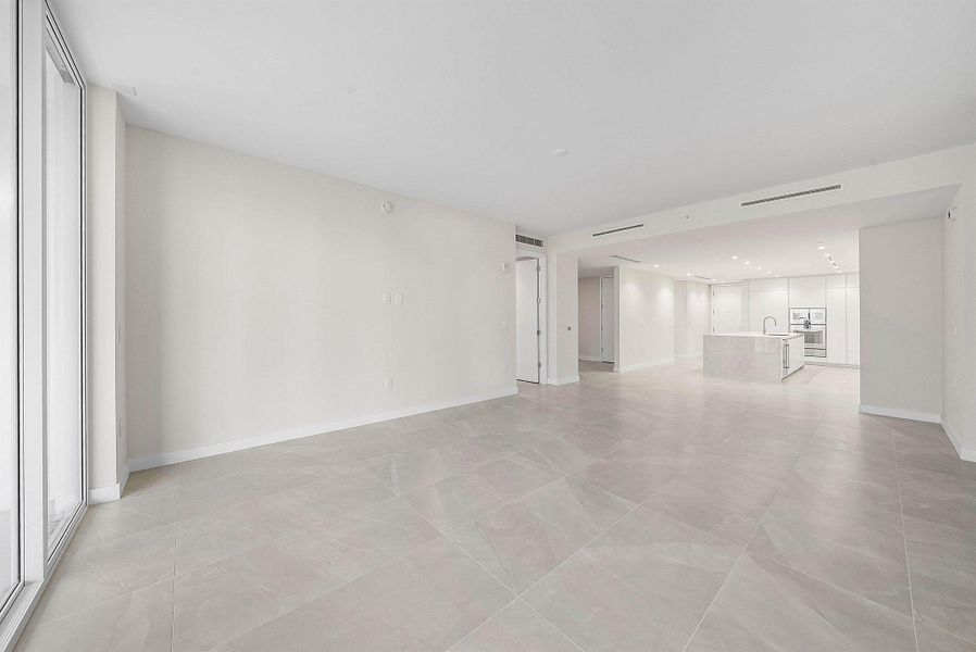Spacious, unfurnished interior of a new home in Alina Residences, Boca Raton (Image 28). Spacious, unfurnished interior of a new home in Alina Residences, Boca Raton (Image 28).