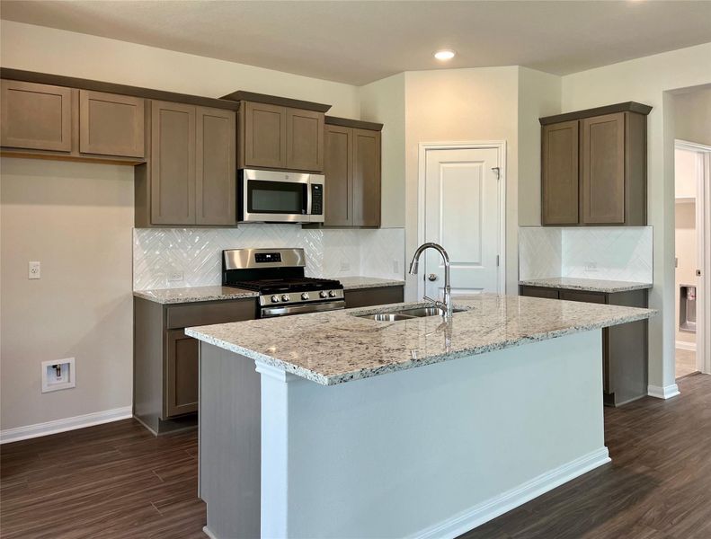 Furnished interior view inside a new home in Anthem Cottages, Kyle (Image 11).