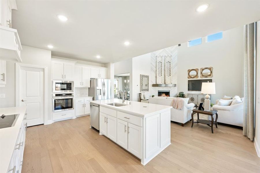 Furnished interior view inside a new home in Ridgepoint, Midlothian (Image 20).