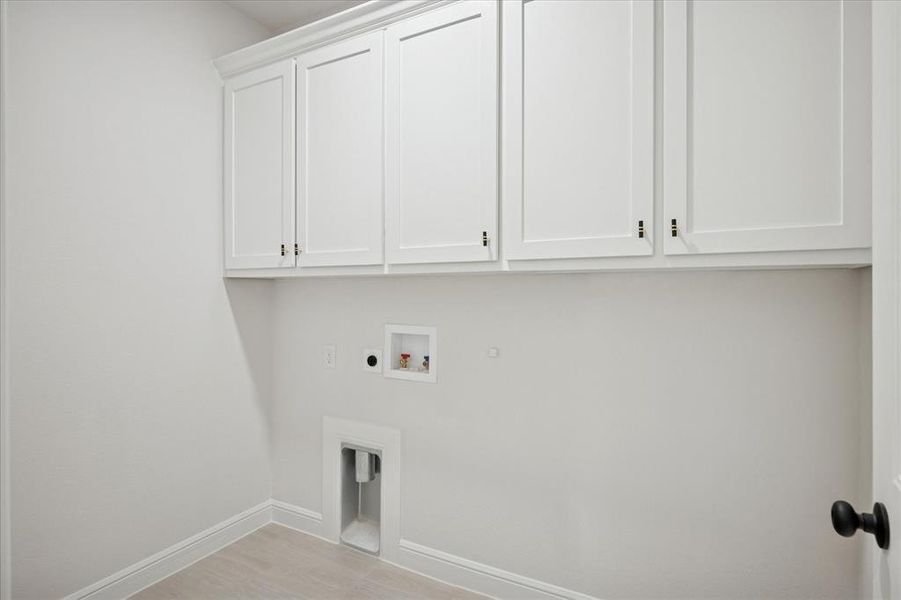 Spacious, unfurnished interior of a new home in , Trinidad (Image 29).