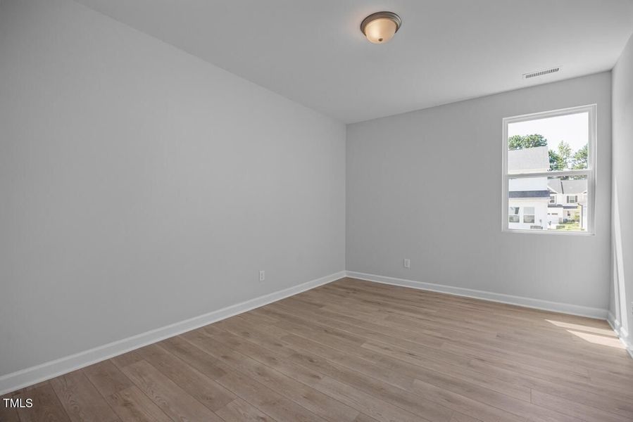 Spacious, unfurnished interior of a new home in Gregory Village, Lillington (Image 21).