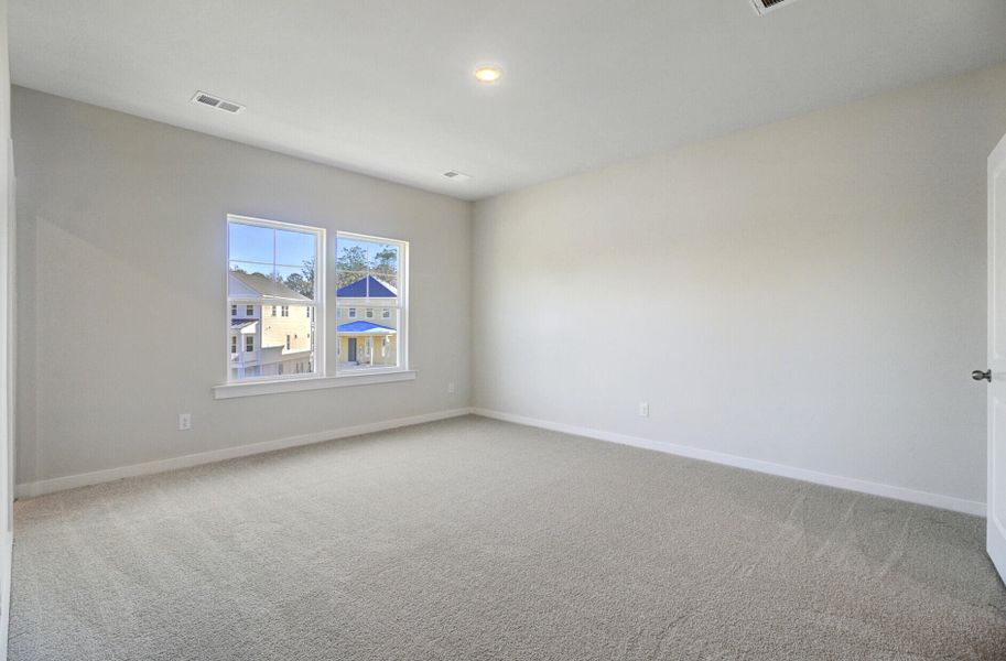 Spacious, unfurnished interior of a new home in , Johns Island (Image 37).