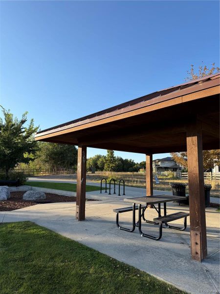 Community amenities in , Louisville (Image 42).