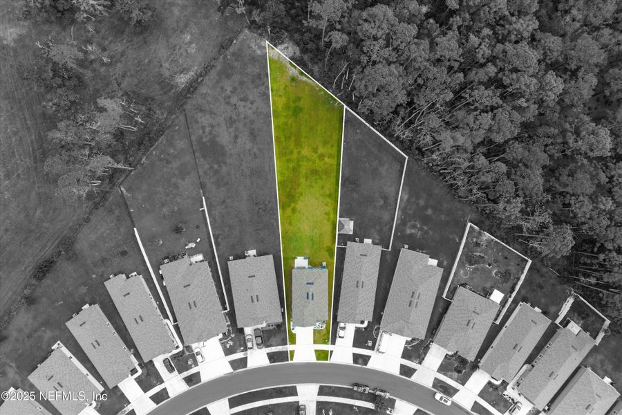 Image 27 of a home in Cross Creek Express. Image 27 of a home in Cross Creek Express.