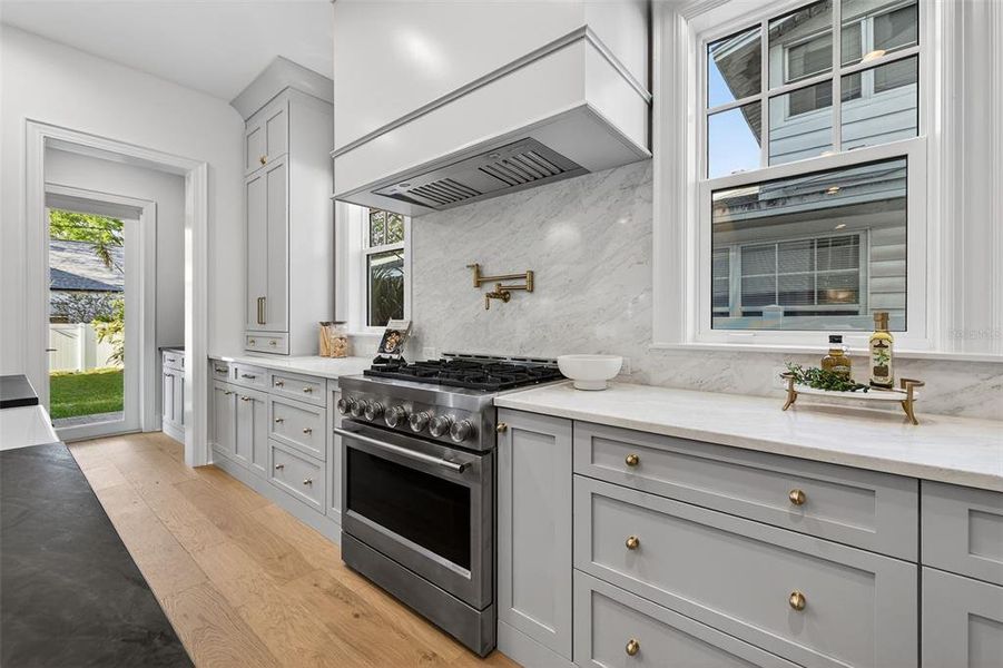 Furnished interior view inside a new home in , St. Petersburg (Image 16).