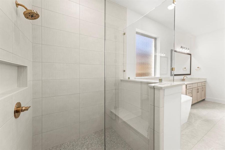 31. 551 Twilight - Bath (4) 31. 551 Twilight - Bath (4)