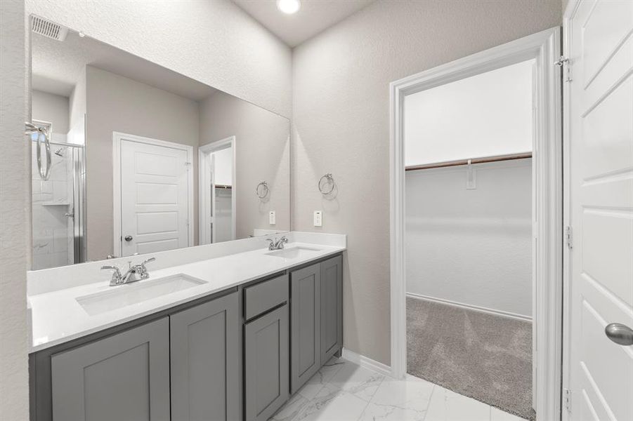 22. 8224 Kingfisher - Bath (3)