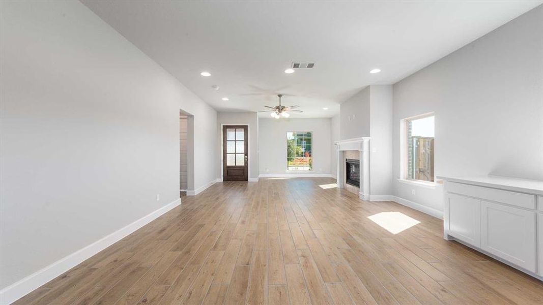 Spacious, unfurnished interior of a new home in The Heights At Uptown Celina 45', Celina (Image 13). Spacious, unfurnished interior of a new home in The Heights At Uptown Celina 45', Celina (Image 13).