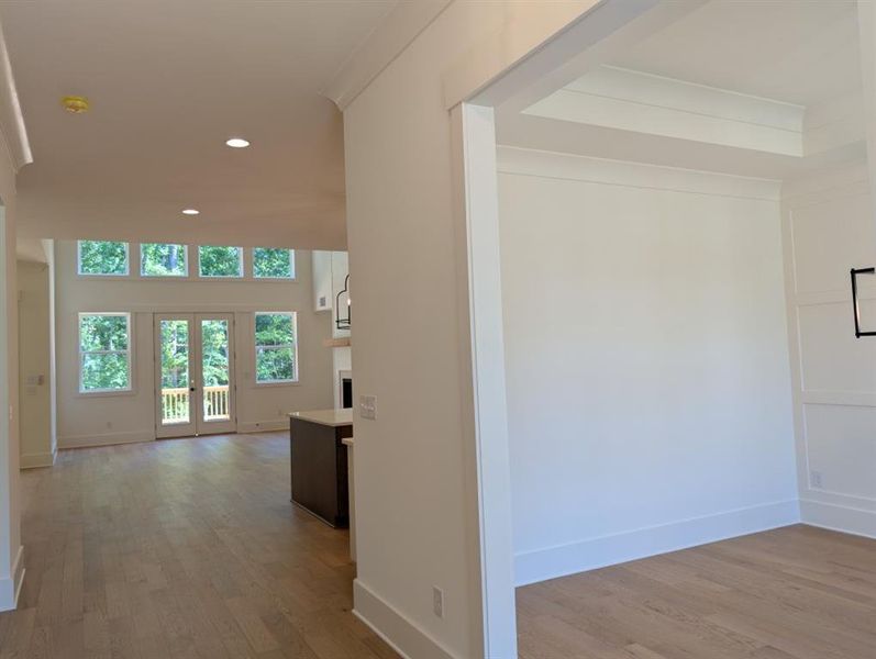 Spacious, unfurnished interior of a new home in Arden on Lanier, Cumming (Image 20).