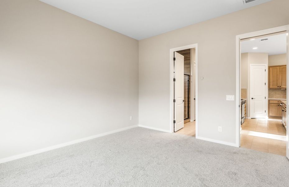 Spacious, unfurnished interior of a new home in Regent Hills - Meadow Series, Buckeye (Image 16). Spacious, unfurnished interior of a new home in Regent Hills - Meadow Series, Buckeye (Image 16).