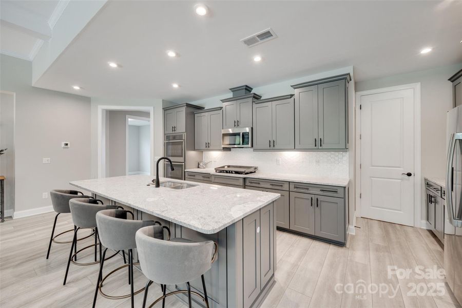 Furnished interior view inside a new home in Handsmill on Lake Wylie, York (Image 28).