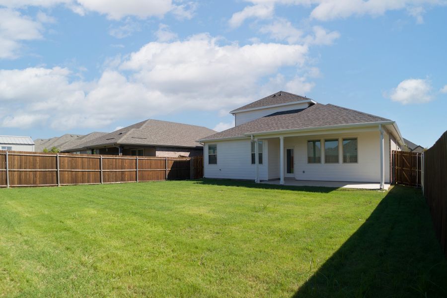 Exterior details and patio area of a home in Verandah, Royse City (Image 2).
