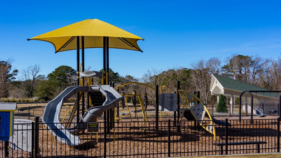 Community amenities in Fox Run, Supply (Image 17). Community amenities in Fox Run, Supply (Image 17).