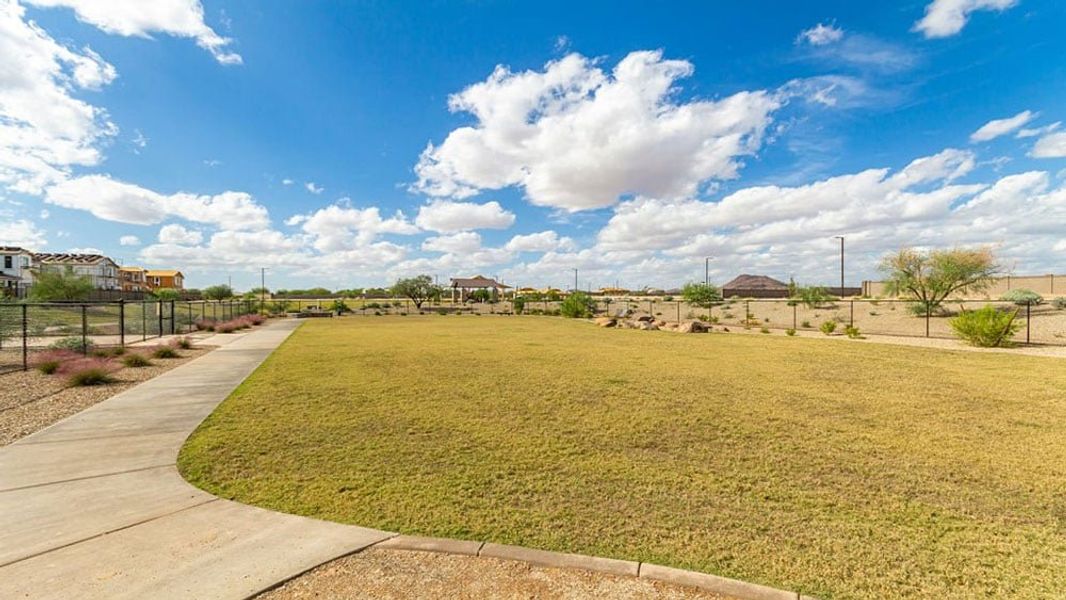 Community amenities in Rancho Mercado, Surprise (Image 30).