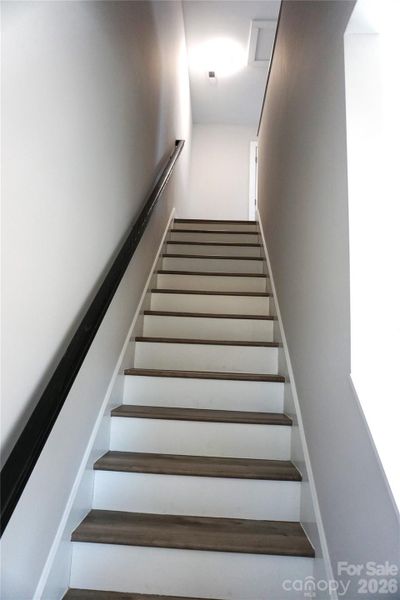 Image 46 of a home in .