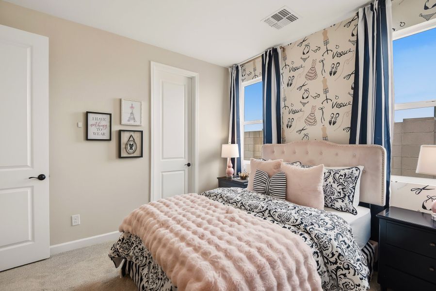 17490 W Southgate Ave, Goodyear, AZ.  - Slide 31