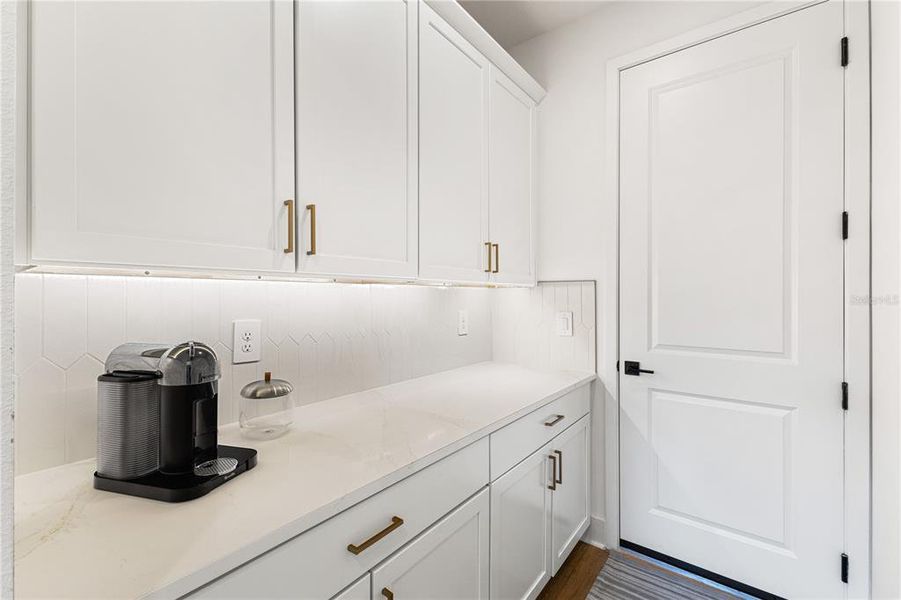 Furnished interior view inside a new home in Summerlake Reserve, Winter Garden (Image 17). Furnished interior view inside a new home in Summerlake Reserve, Winter Garden (Image 17).