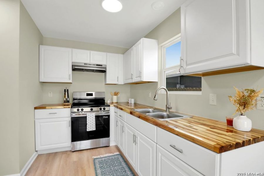 Furnished interior view inside a new home in , Nixon (Image 8).