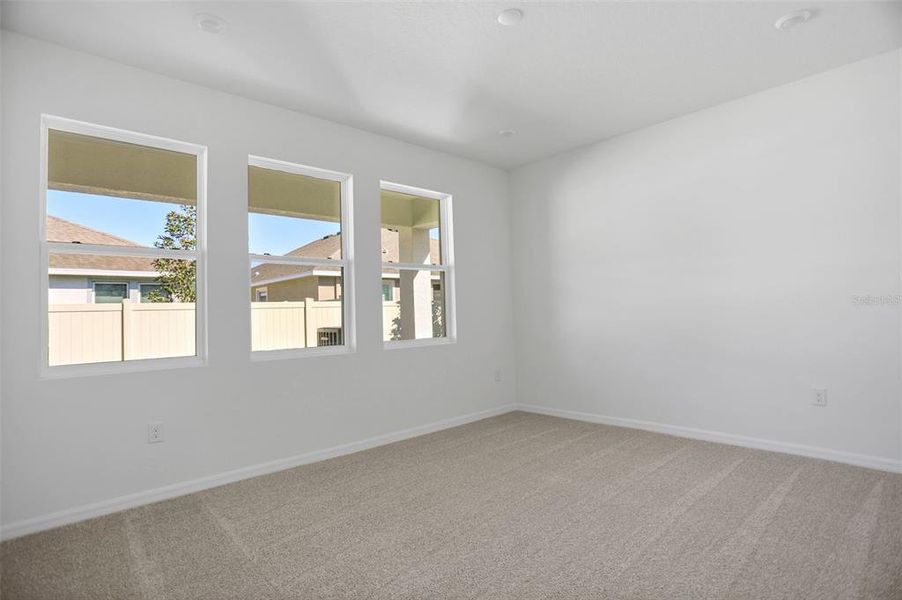 Spacious, unfurnished interior of a new home in Angeline, Land O' Lakes (Image 20).