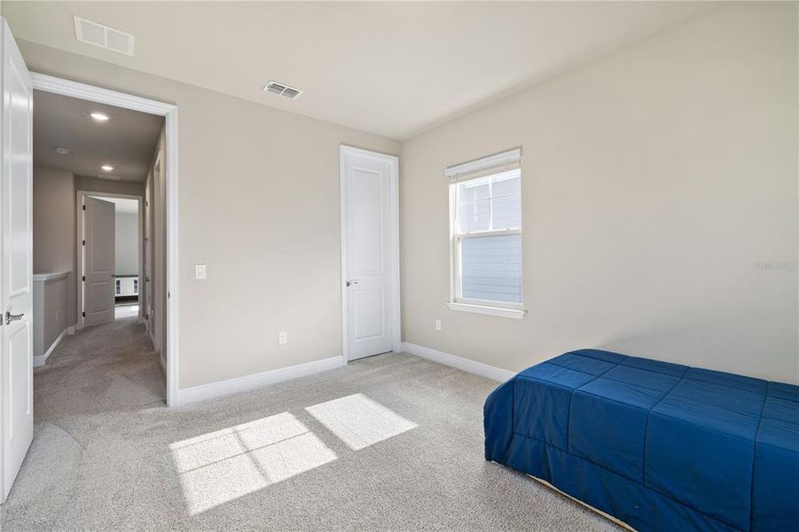 Spacious, unfurnished interior of a new home in , Minneola (Image 53).