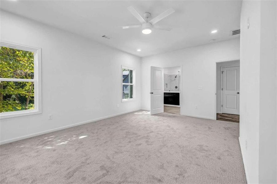 Spacious, unfurnished interior of a new home in , Fayetteville (Image 15).