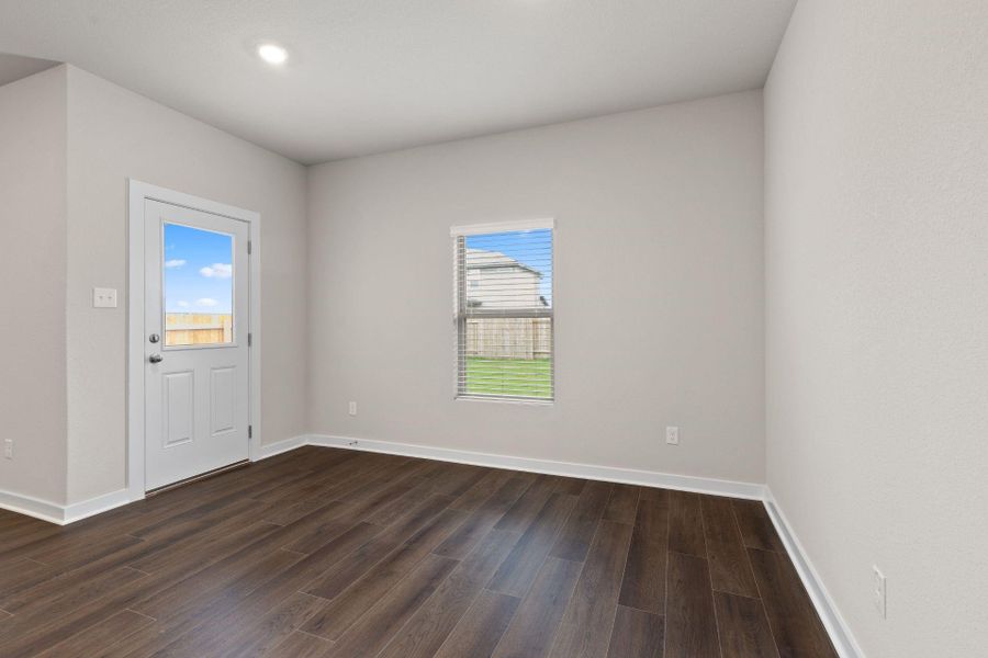 Spacious, unfurnished interior of a new home in Westridge Cove, Conroe (Image 15). Spacious, unfurnished interior of a new home in Westridge Cove, Conroe (Image 15).