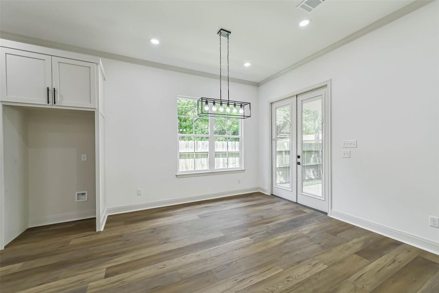 Spacious, unfurnished interior of a new home in , Tomball (Image 33). Spacious, unfurnished interior of a new home in , Tomball (Image 33).