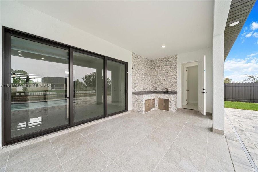 Exterior details and patio area of a home in , Cape Coral (Image 40). Exterior details and patio area of a home in , Cape Coral (Image 40).