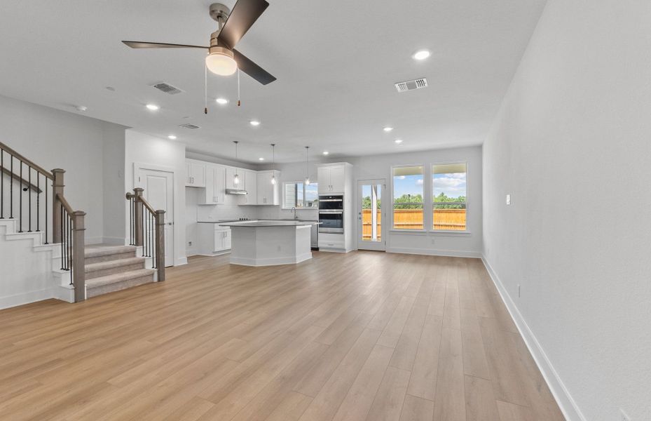 Spacious, unfurnished interior of a new home in Northpoint at Old Settlers, Round Rock (Image 29).