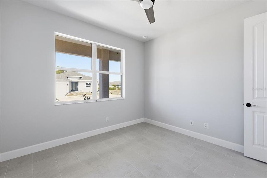 Spacious, unfurnished interior of a new home in , Englewood (Image 33).