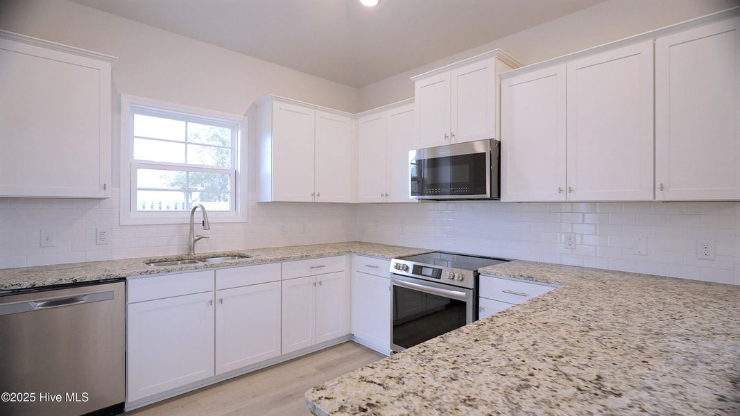 Furnished interior view inside a new home in Palmetto Creek, Bolivia (Image 6). Furnished interior view inside a new home in Palmetto Creek, Bolivia (Image 6).
