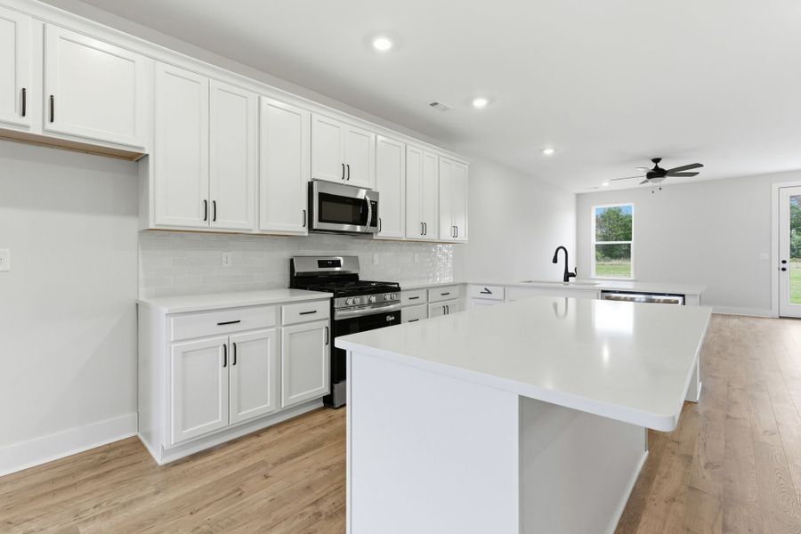 Chapel Hill, TN New Home.  - Slide 11