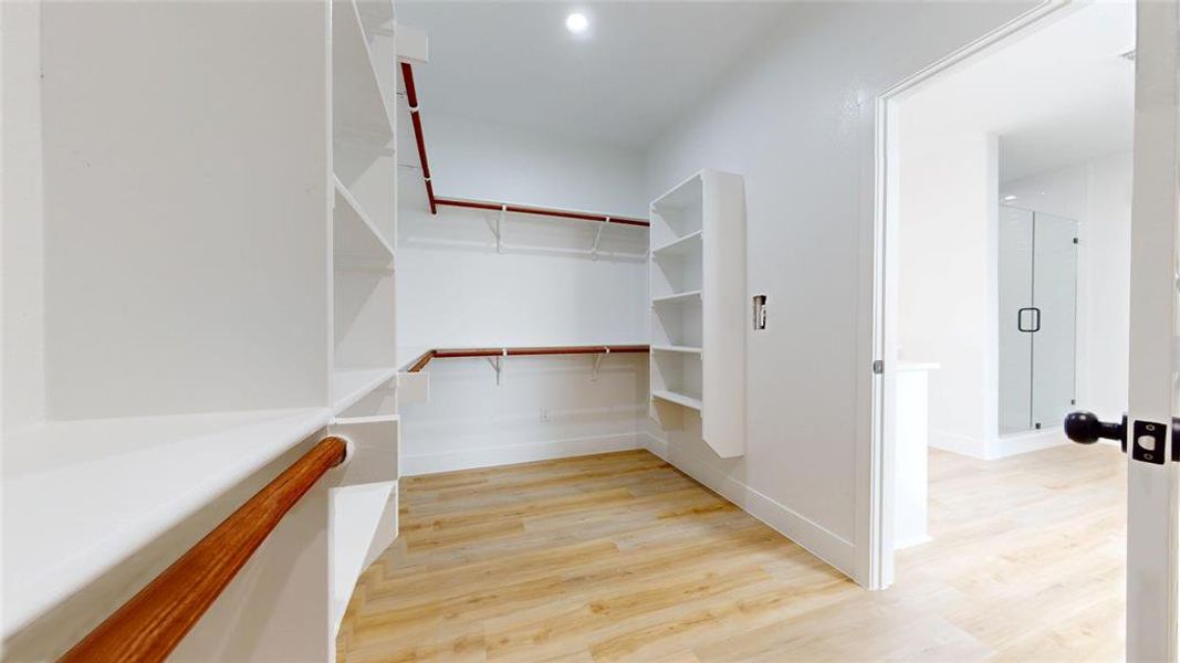 Image 32 of a home in .