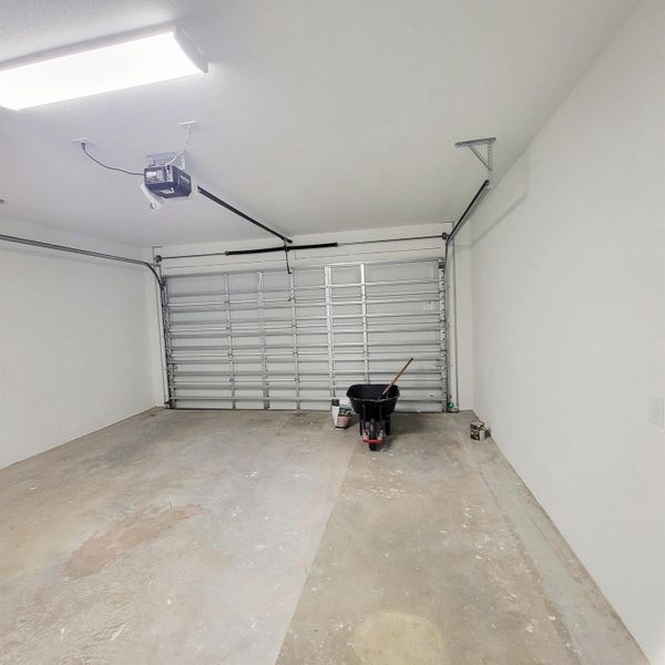 Furnished interior view inside a new home in , Okeechobee (Image 12).