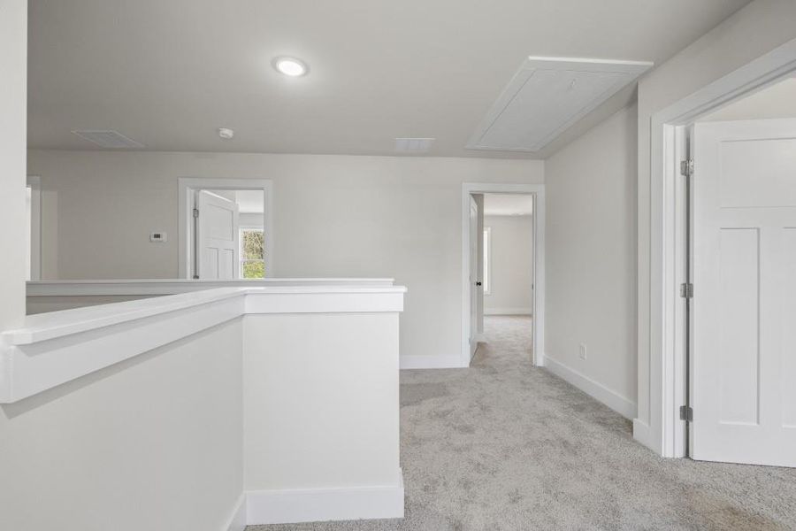 Spacious, unfurnished interior of a new home in , Hartwell (Image 38).