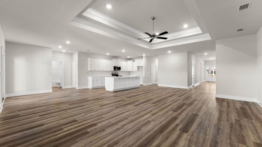 Spacious, unfurnished interior of a new home in Liberty, Panama City (Image 23).
