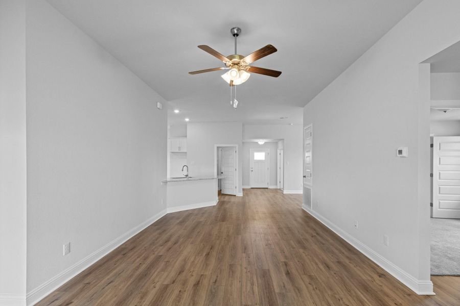 Spacious, unfurnished interior of a new home in River Ranch Trails, Dayton (Image 14). Spacious, unfurnished interior of a new home in River Ranch Trails, Dayton (Image 14).