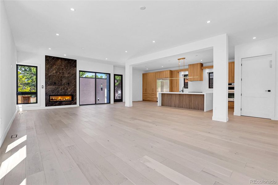 Spacious, unfurnished interior of a new home in , Denver (Image 24).