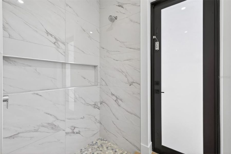 Close-up of interior finishes inside a home in , Cape Coral (Image 20). Close-up of interior finishes inside a home in , Cape Coral (Image 20).