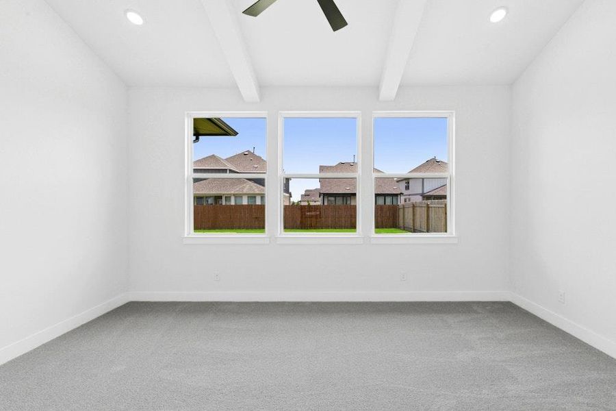 Spacious, unfurnished interior of a new home in Santa Rita Ranch, Liberty Hill (Image 12).