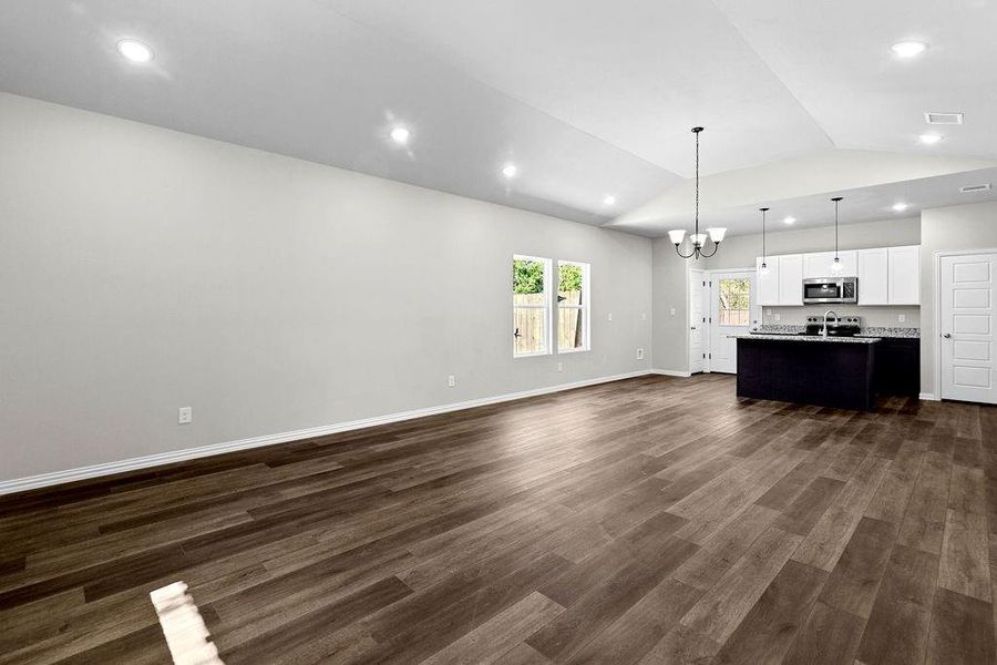 Spacious, unfurnished interior of a new home in , Fort Worth (Image 16).