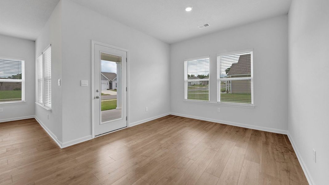 Representative unfurnished interior of a home built from the Mason by D.R. Horton in Hedge Rose, Somerville (Image 17).